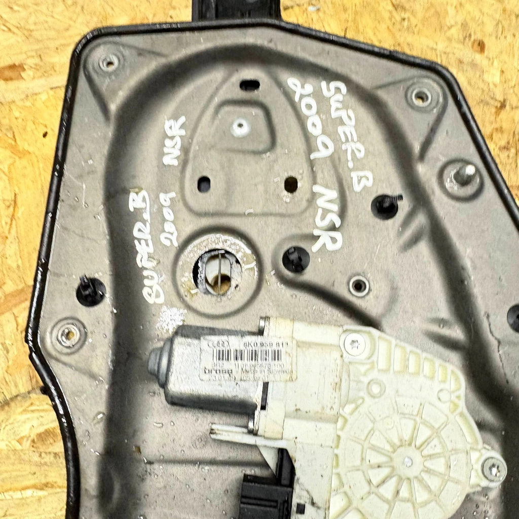 Skoda Superb 3T NSR Rear Left Window Regulator with Motor 3T5839401 2009-2015