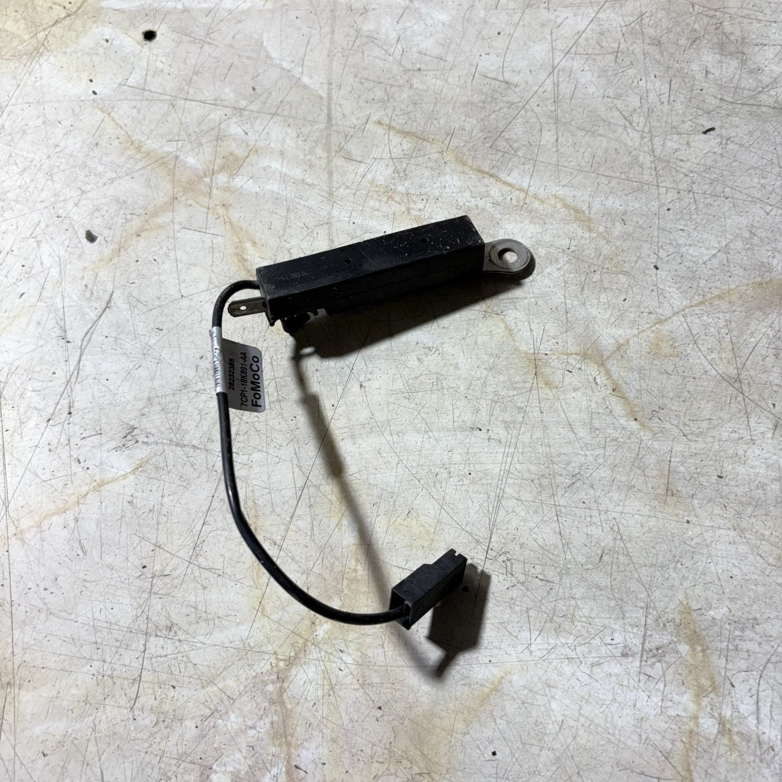 FORD FOCUS Antenna Aerial Amplifier 28232386