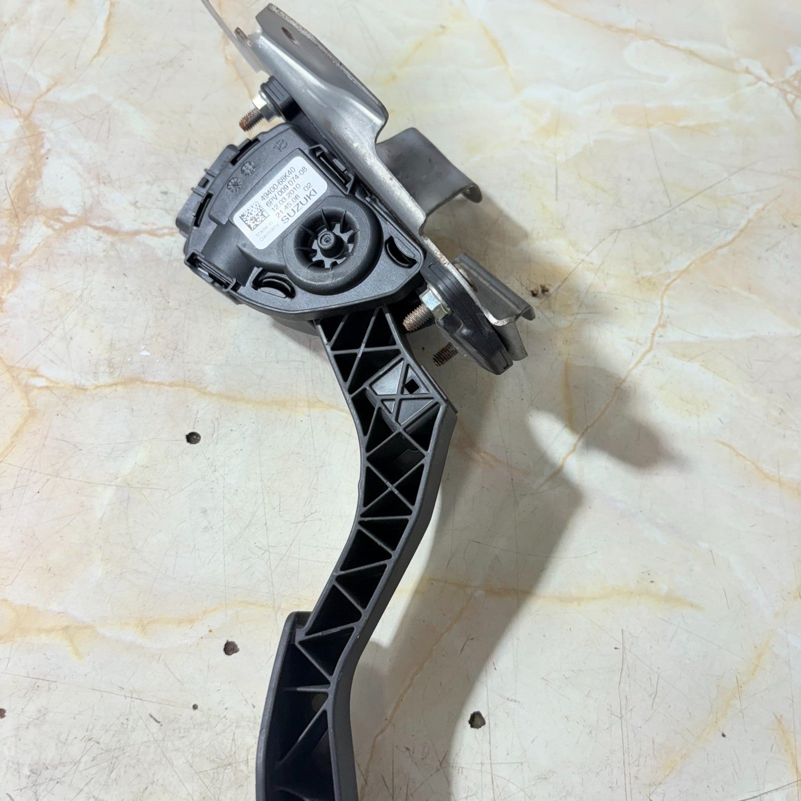 Accelerator Pedal 49400-68K40 Nissan Pixo 1.0 2009-2013 Suzuki Alto 2009-2014