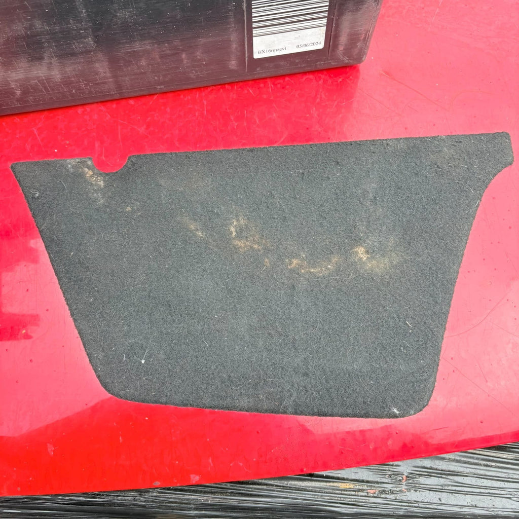 Mitsubishi Lancer Estate GS2 Rear Tailgate Drivers Side Storage Lid7646A020-2010