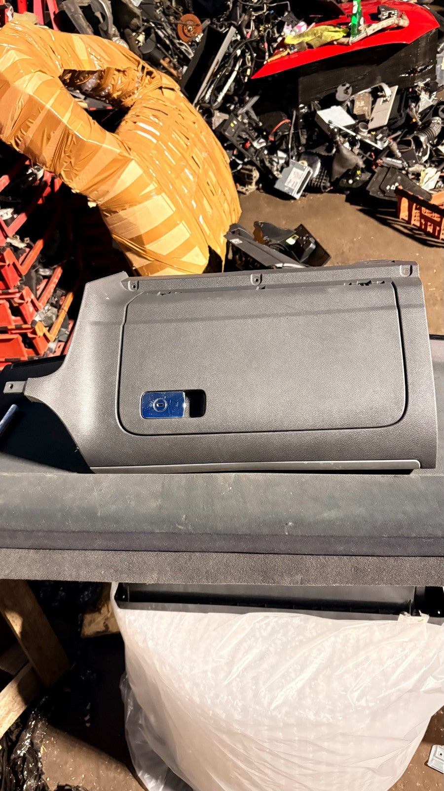 VW SCIROCCO 2009 GLOVE BOX 1K2 857 290