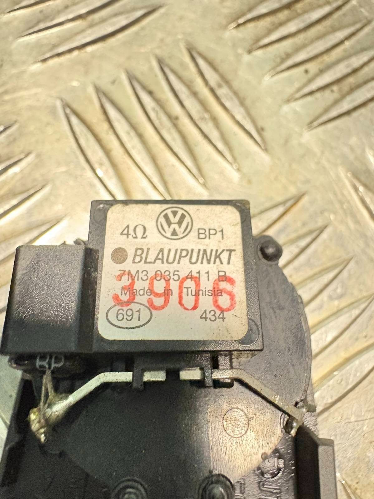 2007 VW SHARAN 5DR REAR RIGHT DOOR TWEETER SPEAKER 7M3035411B