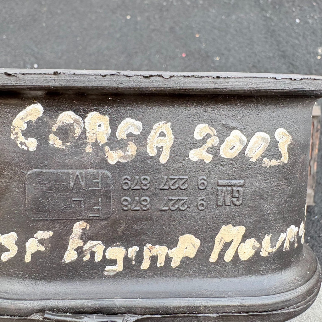 2003 VAUXHALL CORSA DRIVER SIDE LEFT Front Engine Mount 9 227 878