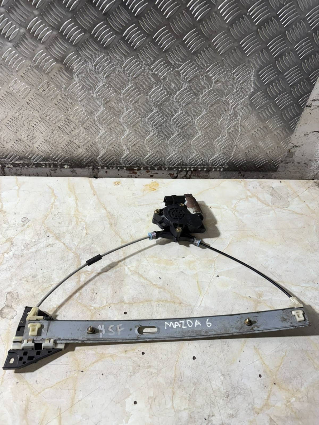 G22C 5958X MAZDA 6 FRONT DOOR ELECTRIC WINDOW REGULATOR AND MOTOR LEFT SIDE