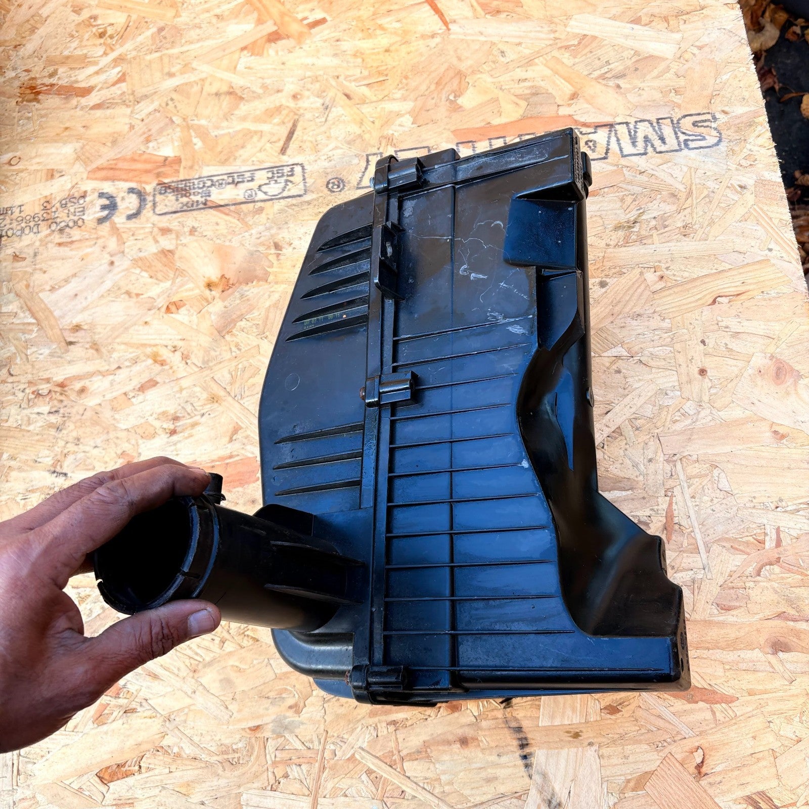 CITROEN C3 VTR AIR BOX FILTER HOUSING 2009-2013