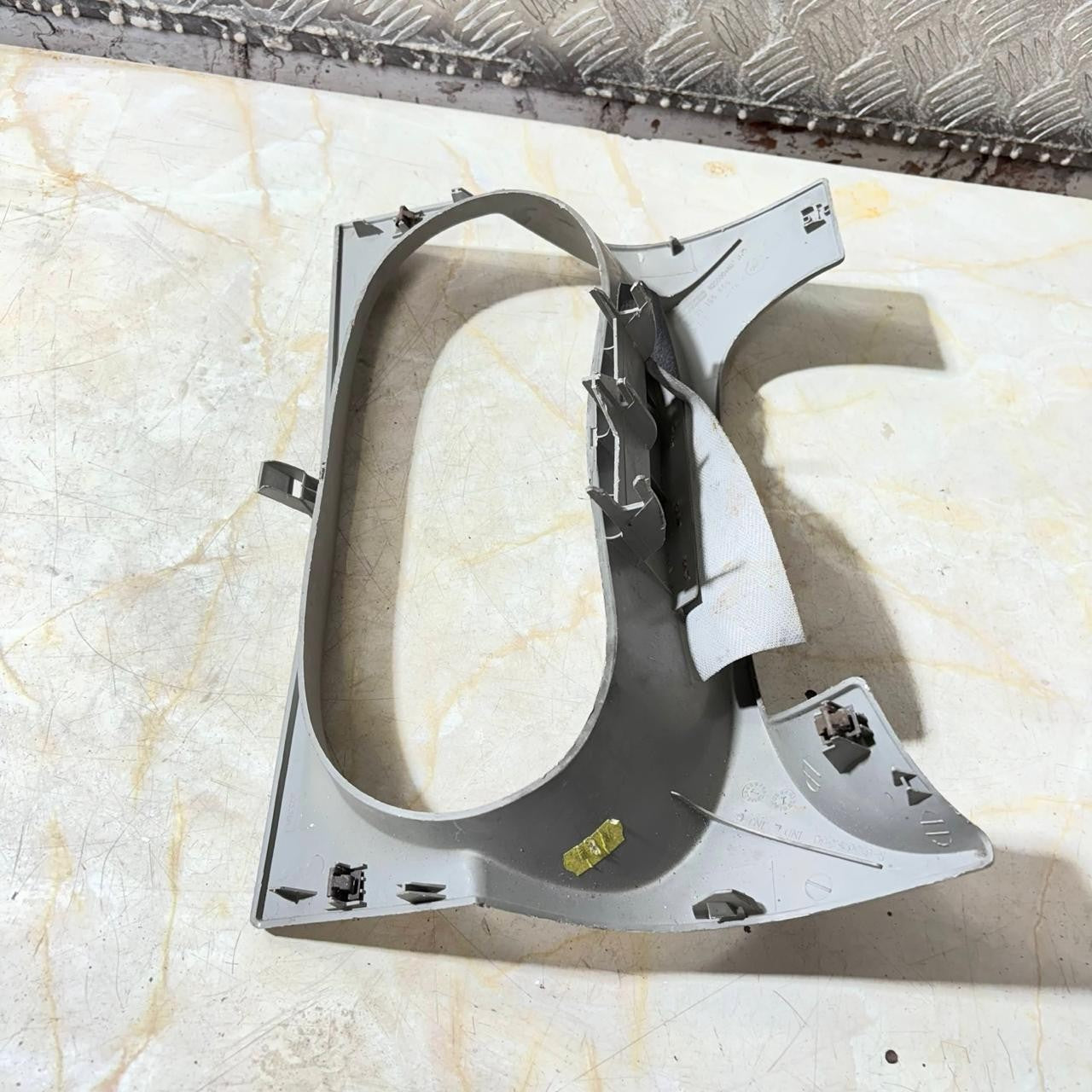 8200004607 Speedometer Surround Trim FOR Opel Vivaro/RENAULT TRAFFIC