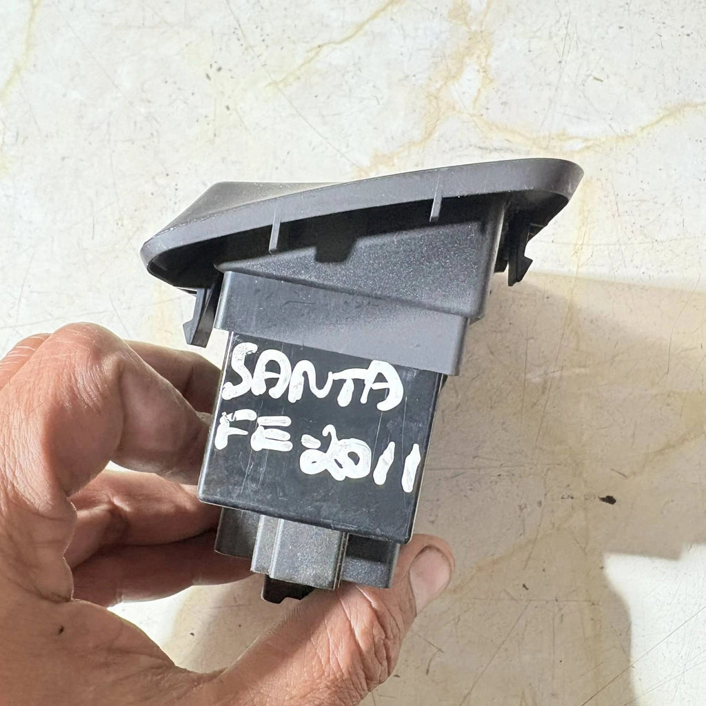 HYUNDAI SANTA FE TC MK2 (2011) CONTROL SWITCH 202002962
