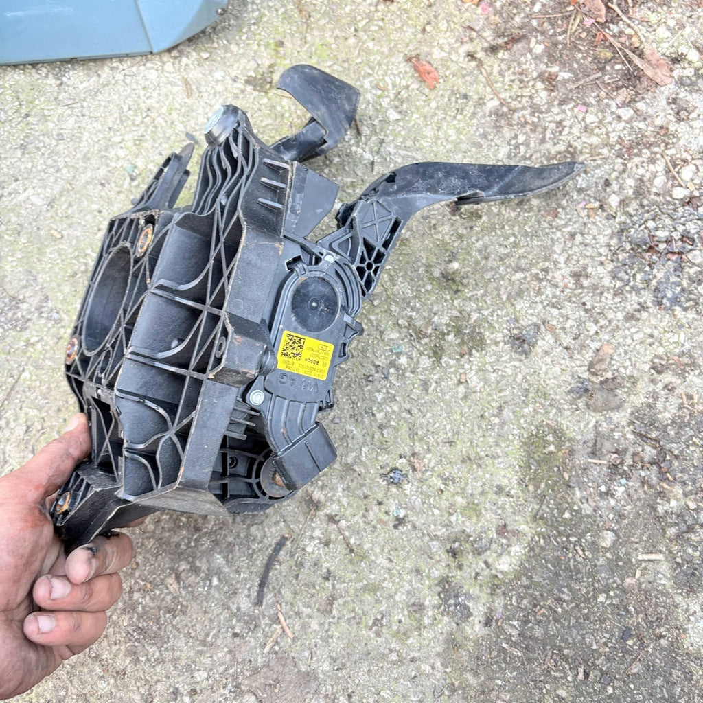 VW Polo 6C 2014-2017 Manual Brake and Accelerator Pedal Assembly 6C2721058F