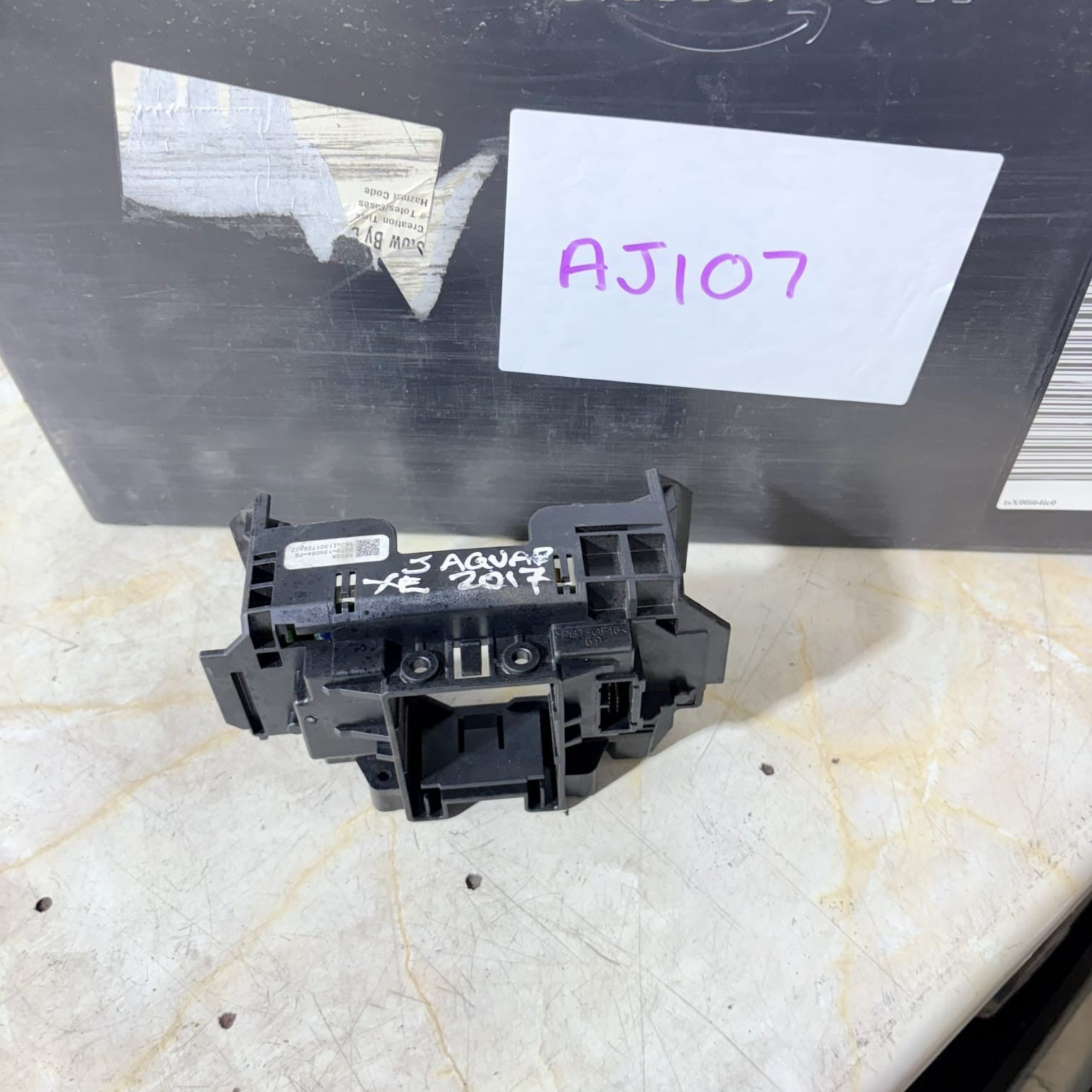 Jaguar XE X760 2017 Indicator Wiper Stalk Switch Steering Column GX73-13N064-FB