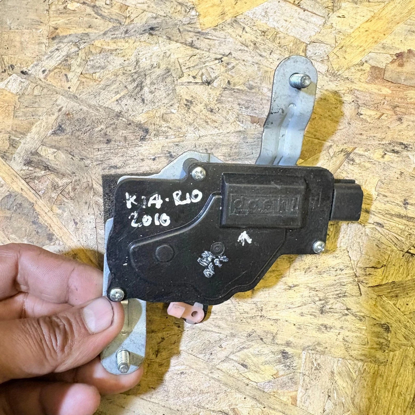 Kia Rio Mk2 JB 2005-2011 Boot Tailgate Central Lock Actuator Motor Solenoid