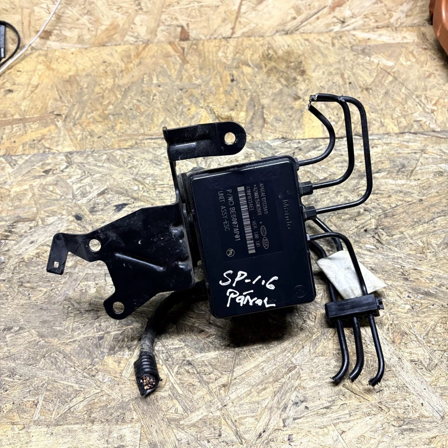 Kia Sportage QL Mk4 ABS Pump Modulator Hydraulic Unit BE6008AP01 2018-2022