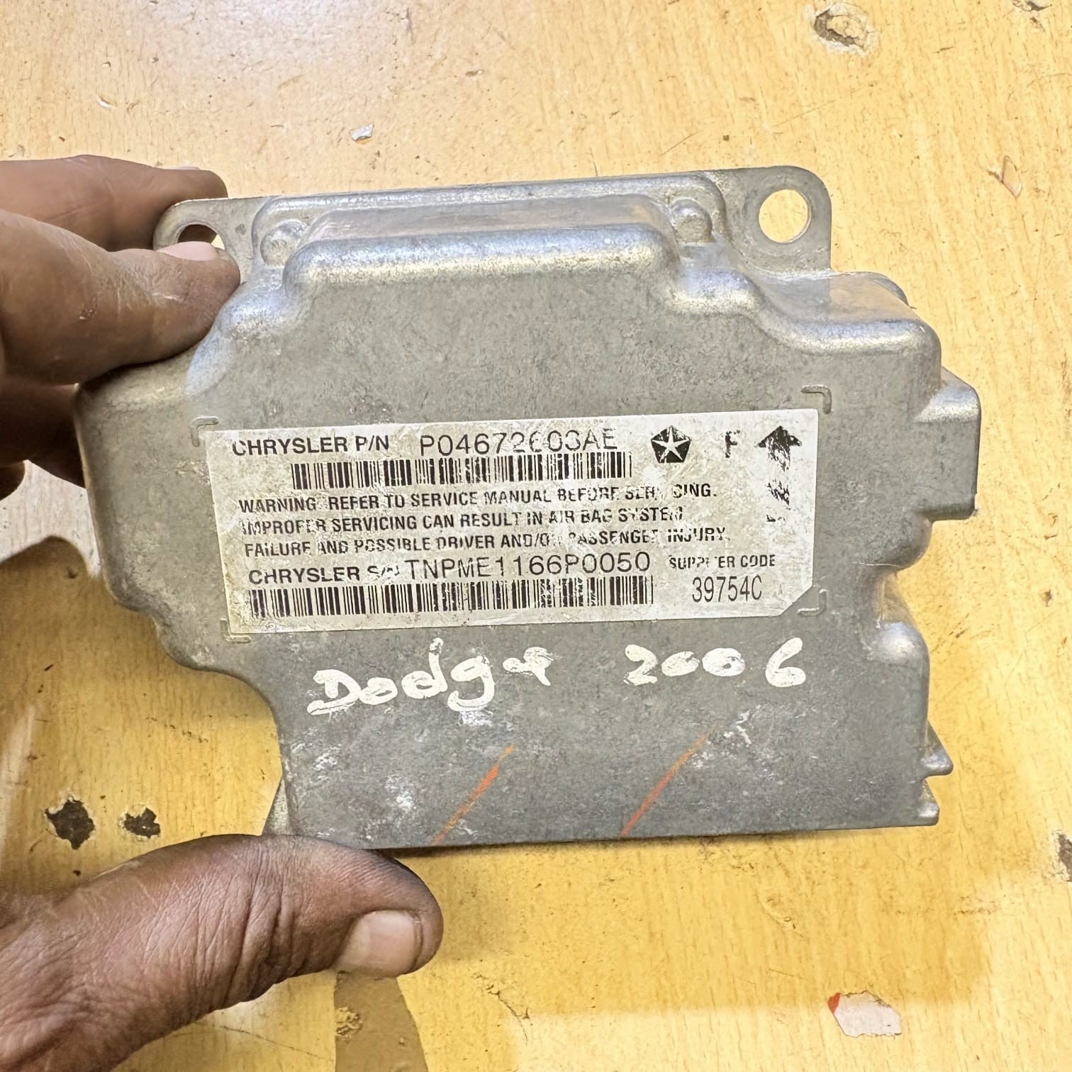 2006 DODGE CALIBER AIRBAG SRS MODULE ECU P04672603AE