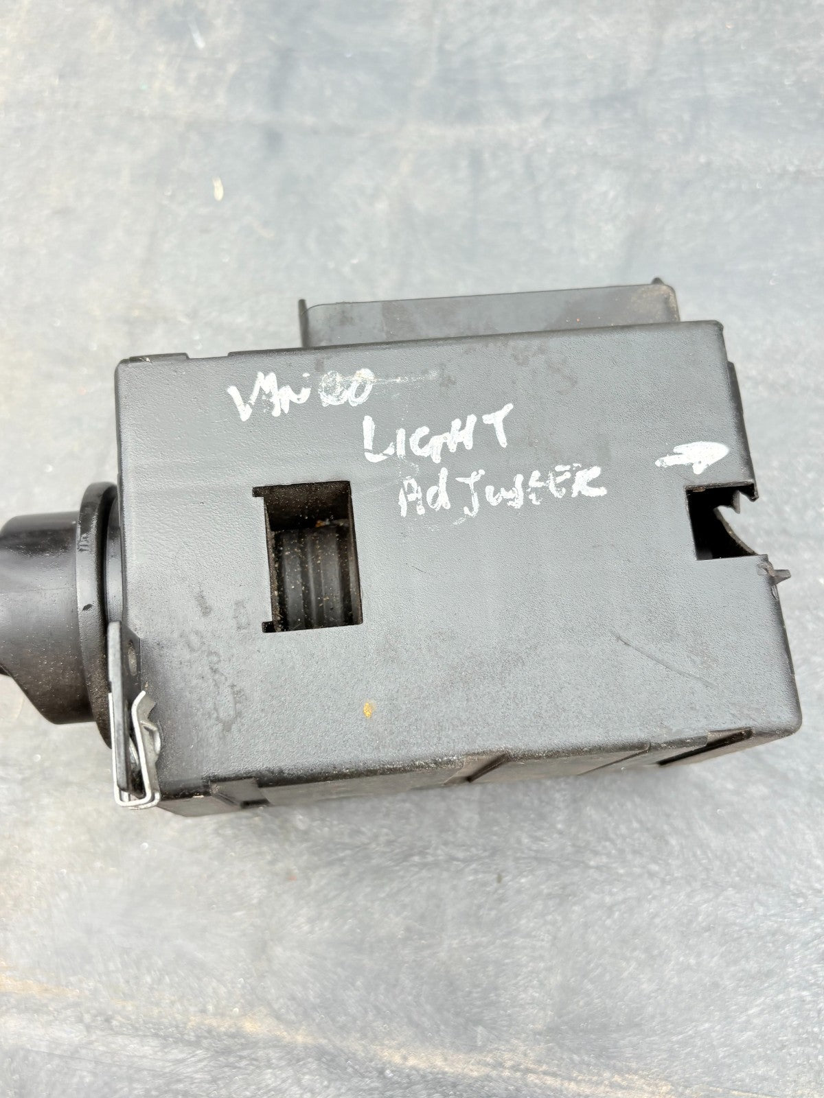 Mercedes A-Class W168 97-04 Vaneo W414 02-05 Headlight Switch Fusebox 1685450704