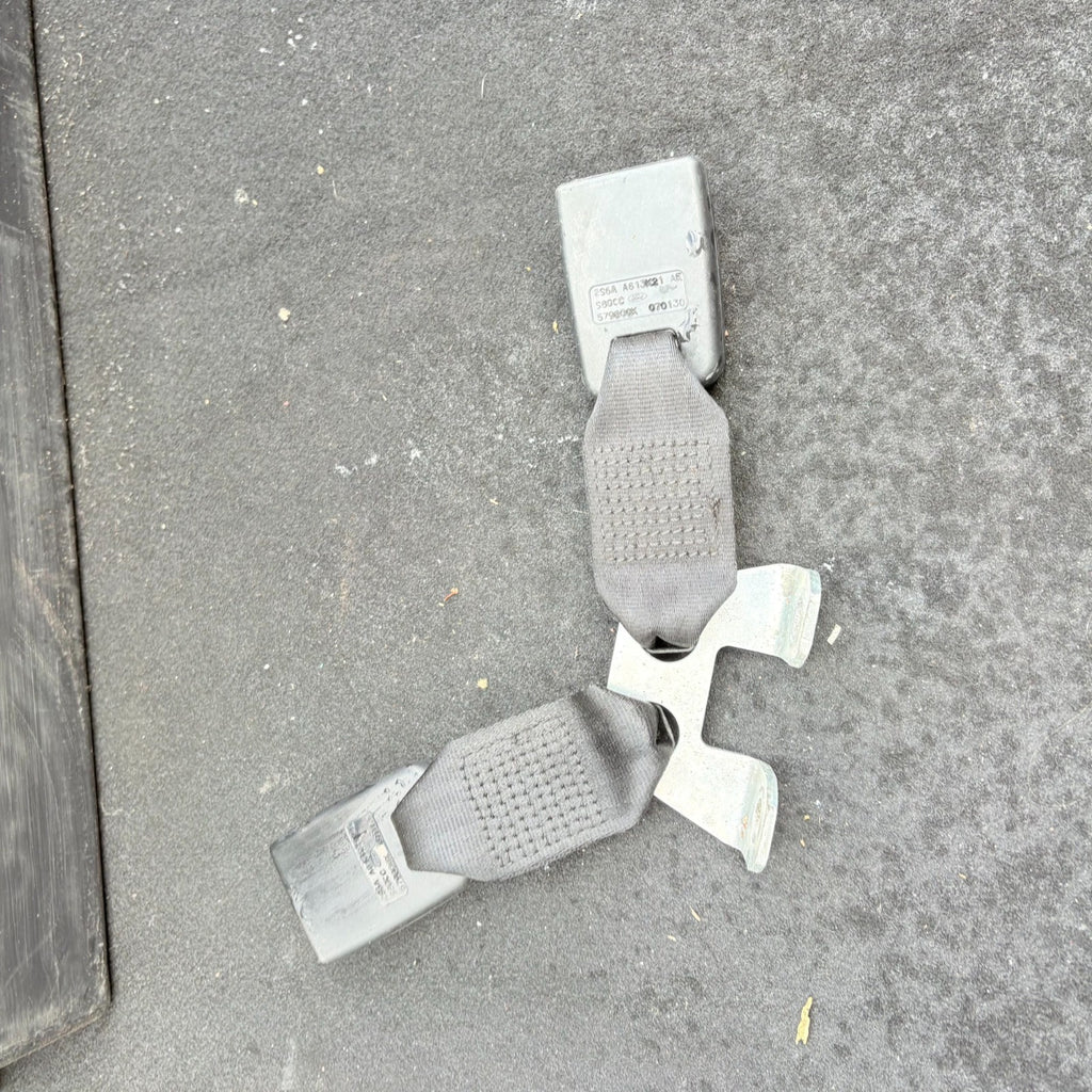 FORD FIESTA SEAT BELT STALK BUCKLE