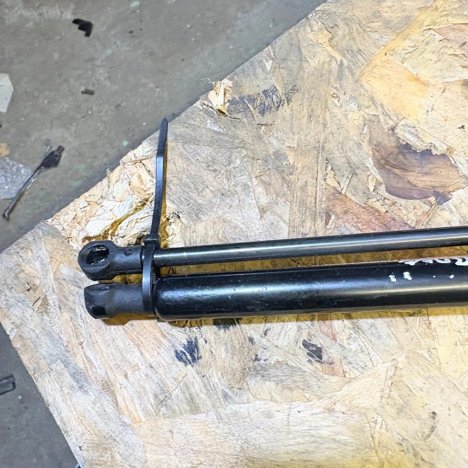 FIAT PANDA 04-11 REAR TAILGATE BOOT STRUTS RIGHT & LEFT