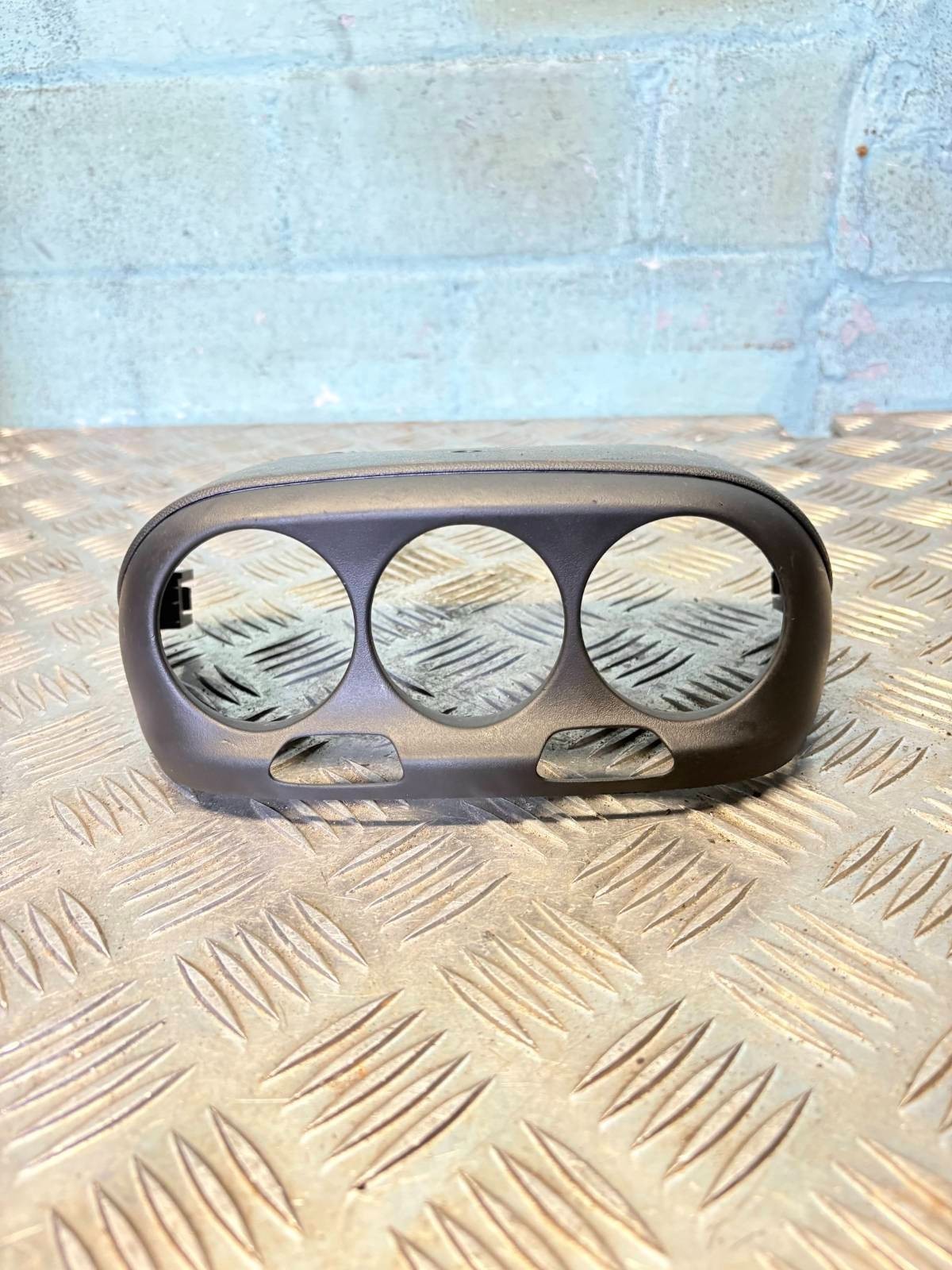 VAUXHALL CORSA E HEATER CLIMATE CONTROL PANEL SURROUND TRIM 2019 460029937
