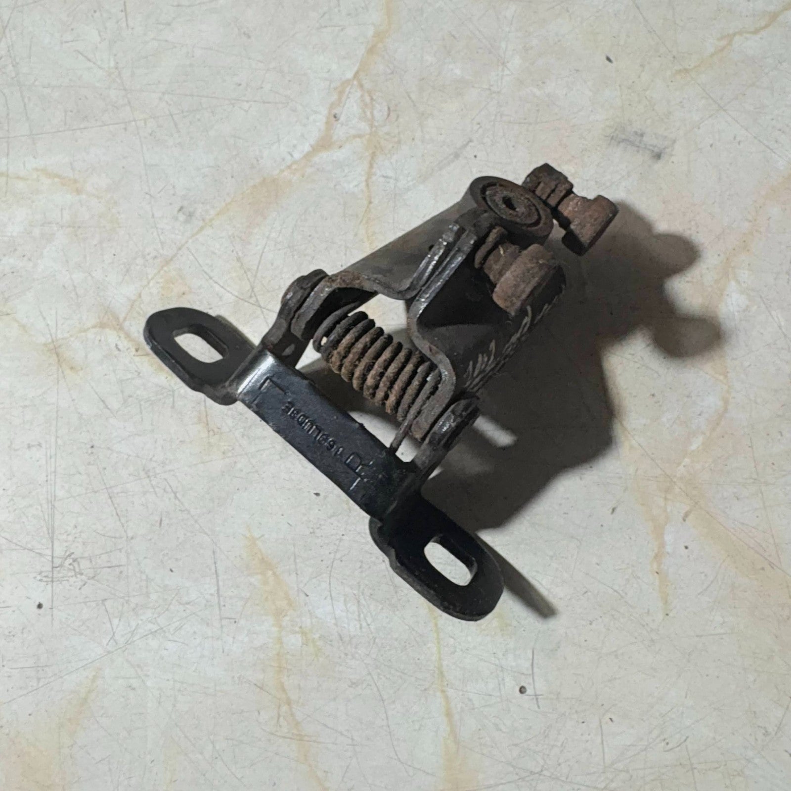 FORD TRANSIT CUSTOM SIDE LOADING DOOR MIDDLE ROLLER GUIDE
