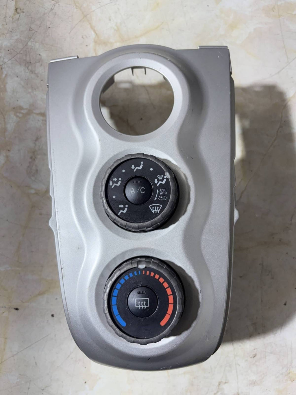 Toyota Yaris Mk2 XP90 2005-2008 Heater A/C Control Panel 2 Dial 55406-0D190