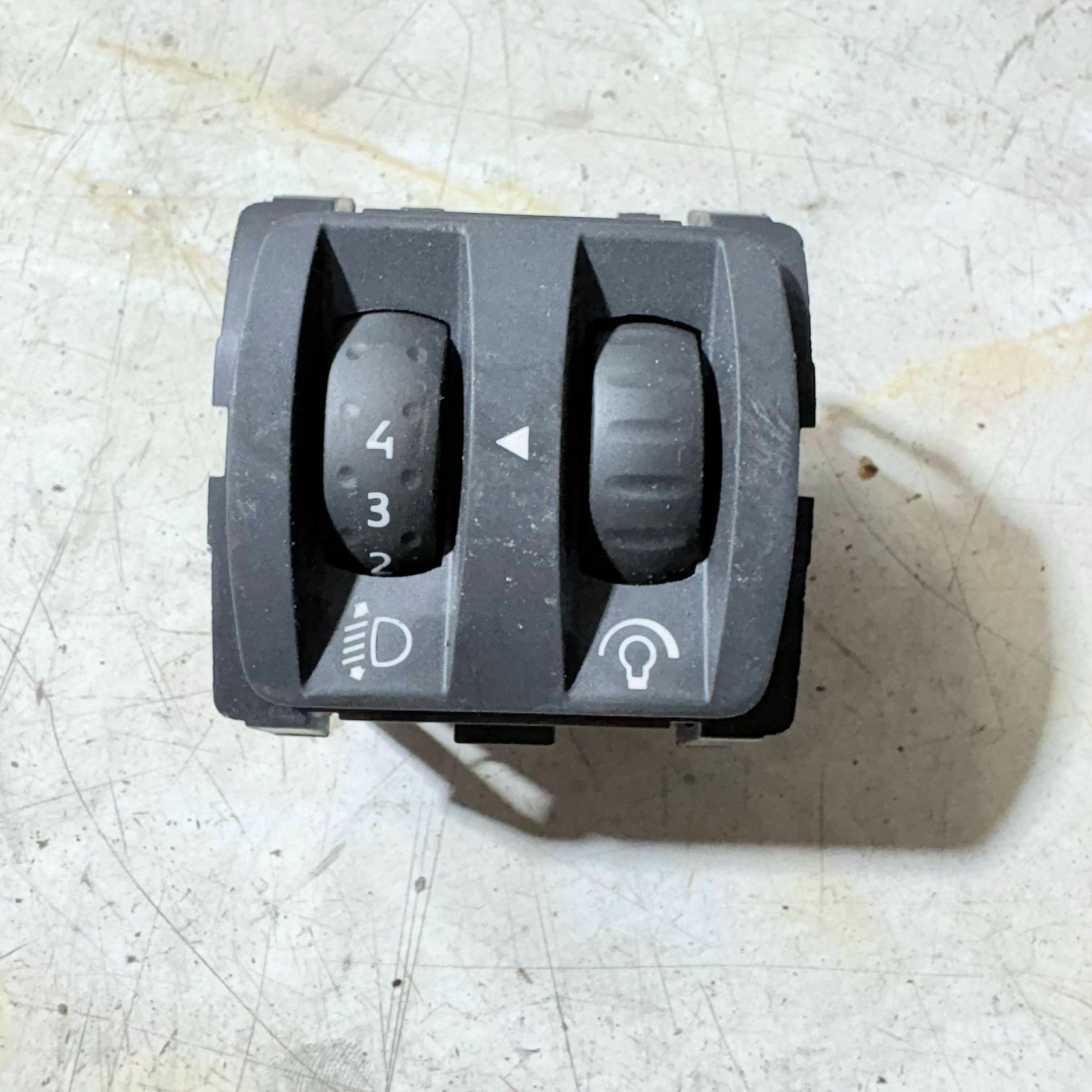 RENAULT CLIO HEADLIGHT ADJUSTER SWITCH 251900567R MK4 2012-2020