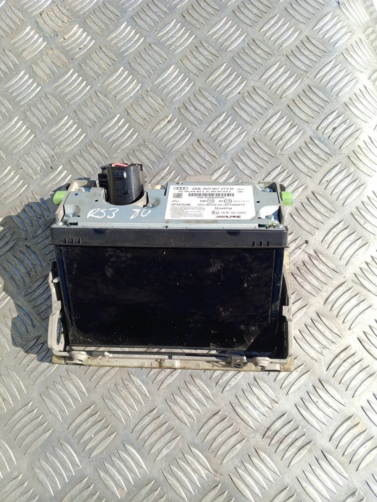 AUDI A3 8V ALPINE CENTRAL INFORMATION DISPLAY SCREEN 8V0857273M