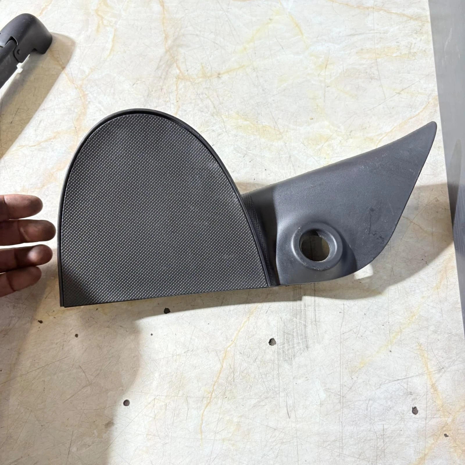 Citroen C1 Peugeot 107 Toyota Aygo Passenger Left Mirror Trim 67492-0H010 05-14