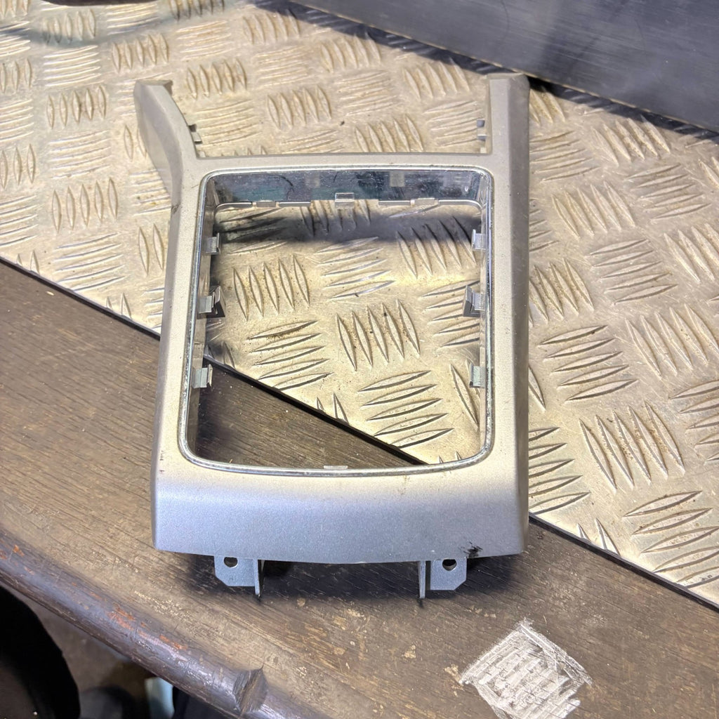 Vauxhall Astra H Mk5 2004-2010 RHD Console Surround Trim Silver 13116935