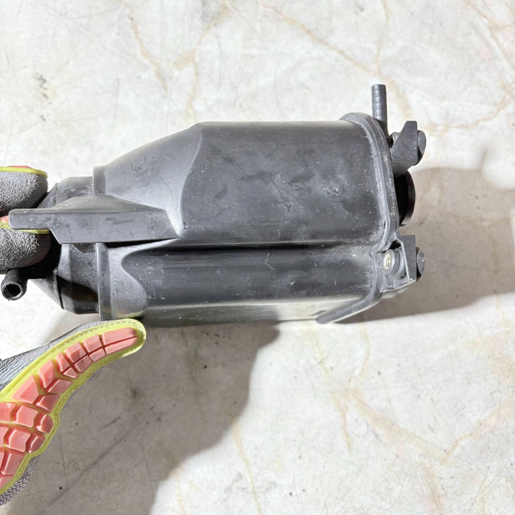 1J0201801 Activated Carbon Filter GM Tank/Vaccum Pump For Audi A3