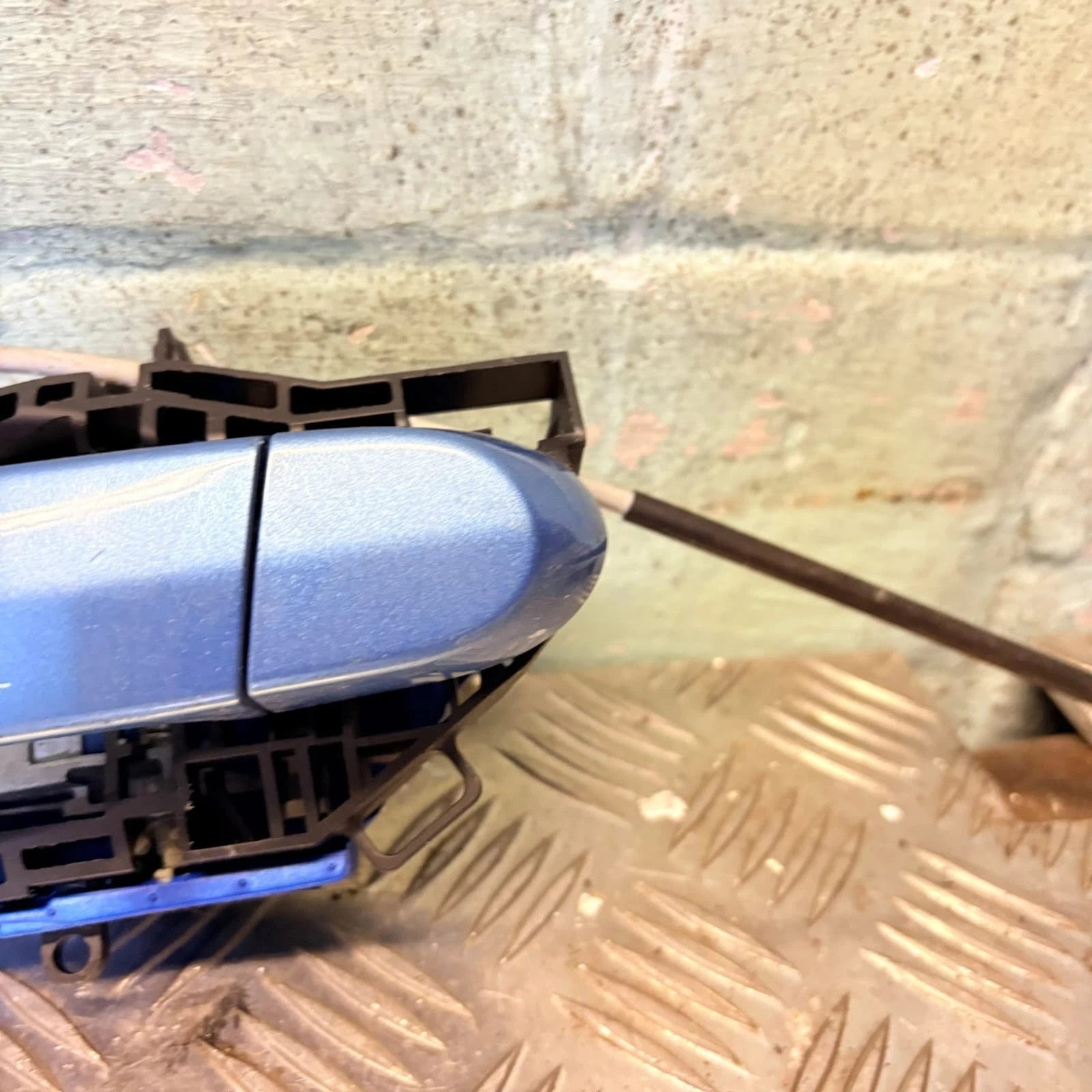 BMW 1 Series F20 5DR 2012-2017 Rear Left Outer Door Handle Blue 51227321641