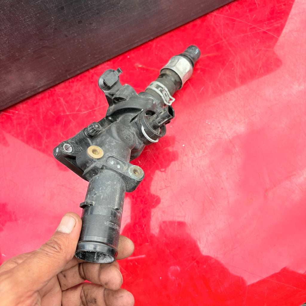 NISSAN PULSAR C13 2014-2018 1.5 DCI DIESEL COOLANT THERMOSTAT HOUSING 110602770R