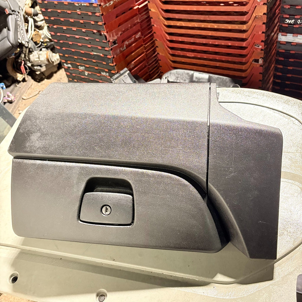 Fiat Qubo 5 Door 2008-2016 Dashboard Glovebox Storage Compartment 1309015070