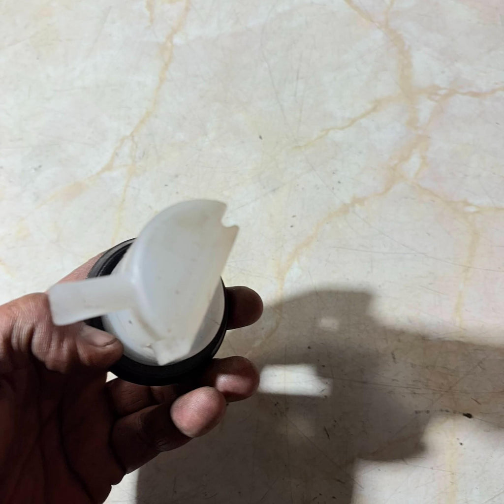 2007-2009 LEXUS LS460 WINDSHIELD WASHER RESERVOIR COVER CAP W/ NECK