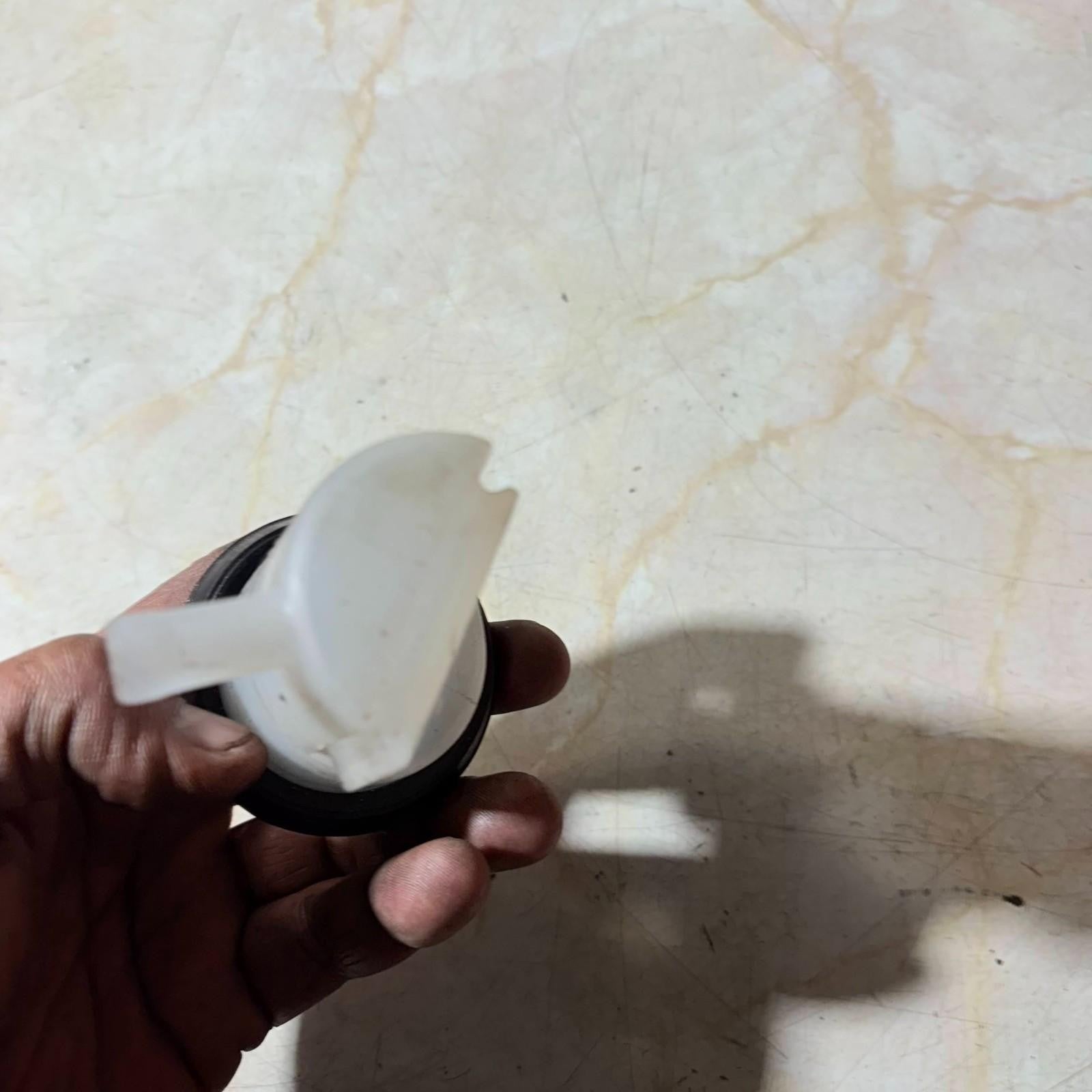 2007-2009 LEXUS LS460 WINDSHIELD WASHER RESERVOIR COVER CAP W/ NECK