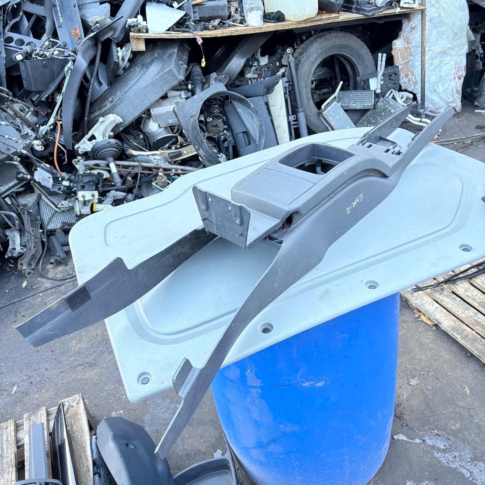 Volkswagen Polo 2009 Center Console Trim 6Q2863241
