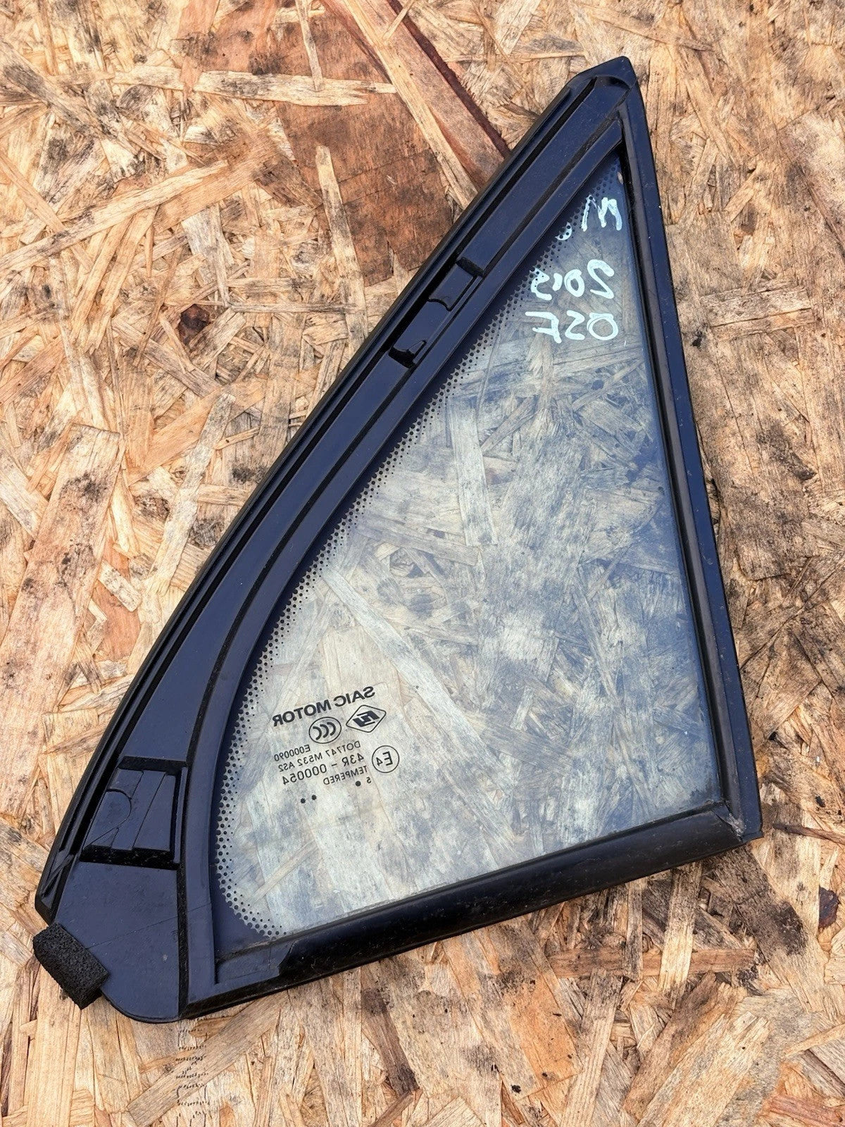 MG MG3 Mk1 2012-2024 5 Door RH Front Door Quarter Glass Triangle Window O/S