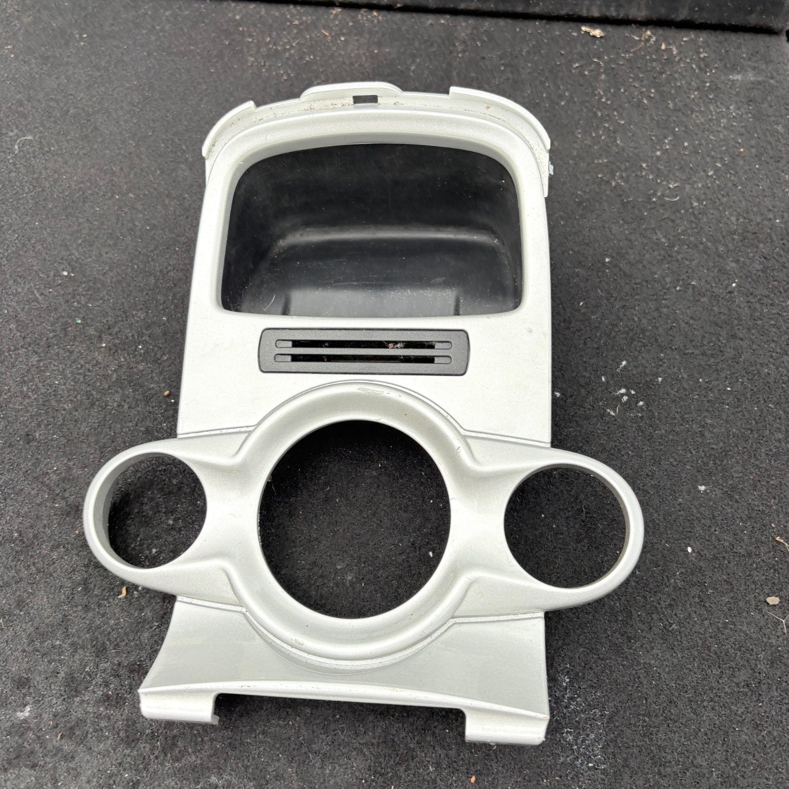 FORD FIESTA 2011 HEATER DIALS CONTROLS SURROUND TRIM SILVER 8A61-18D422-BGW