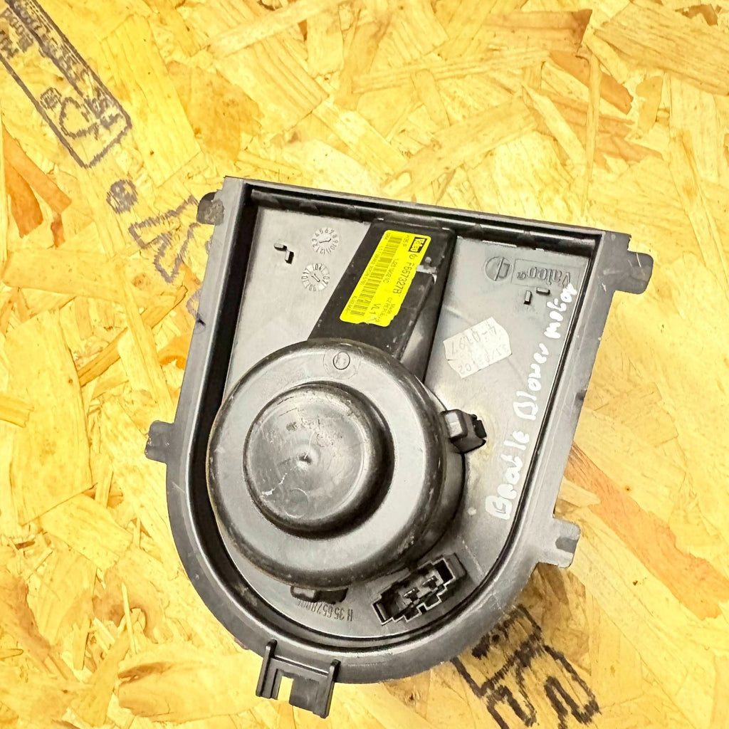 VOLKSWAGEN BEETLE HEATER BLOWER MOTOR FAN H35657880E