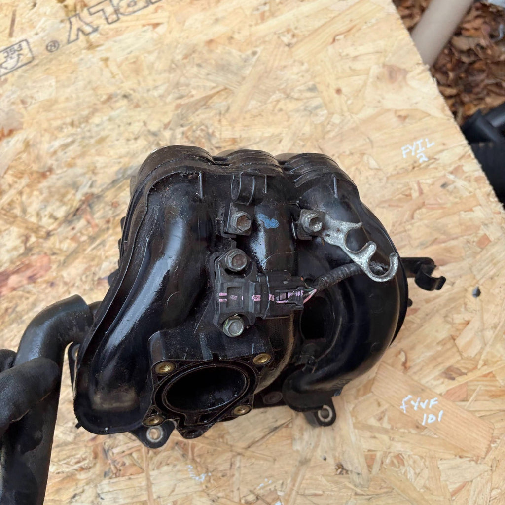 Toyota Yaris Mk2 XP90 1.0 VVT-i 1KR-FE Intake/Inlet Manifold 2006-2011