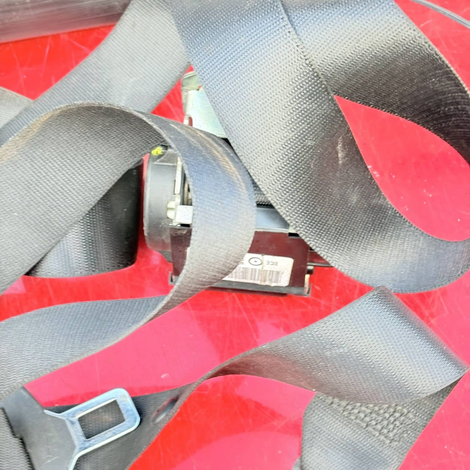 BMW 1 SERIES E87 NEARSIDE Passenger Rear SEATBELT 607051100Z O5611 9139832 NSR