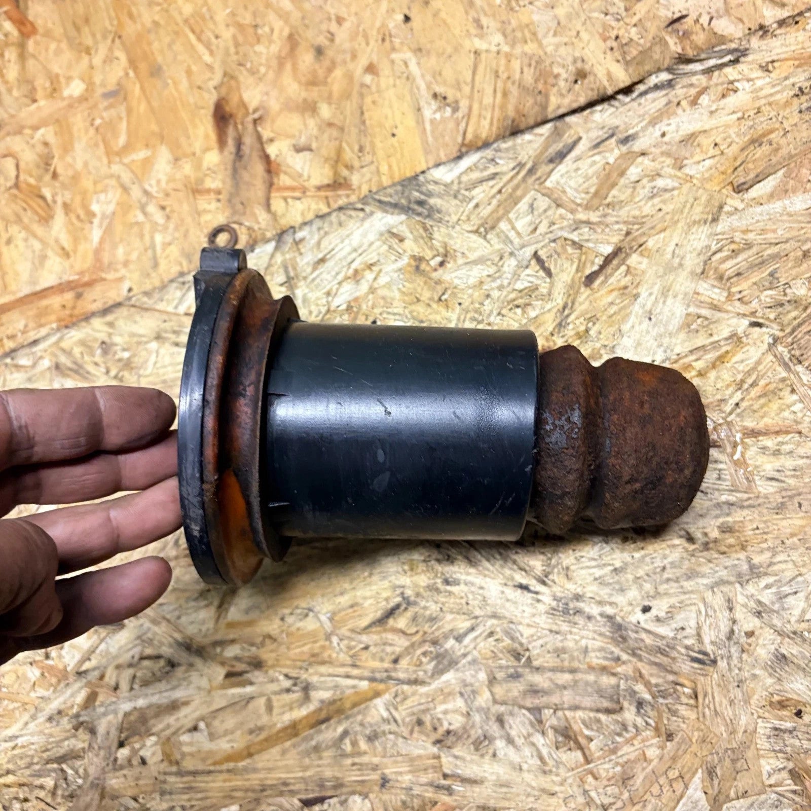 Volvo V60 2011-2018 Rear Spring Bump Stop Jounce Bumper Helper 31255537