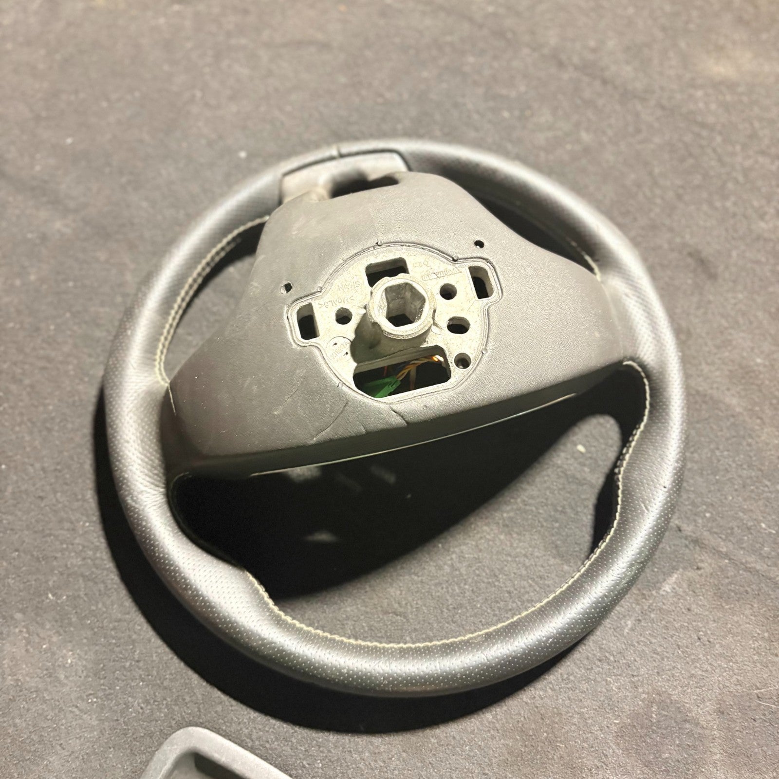 Volvo V40 R-Design Leather Steering Wheel 2012-2019
