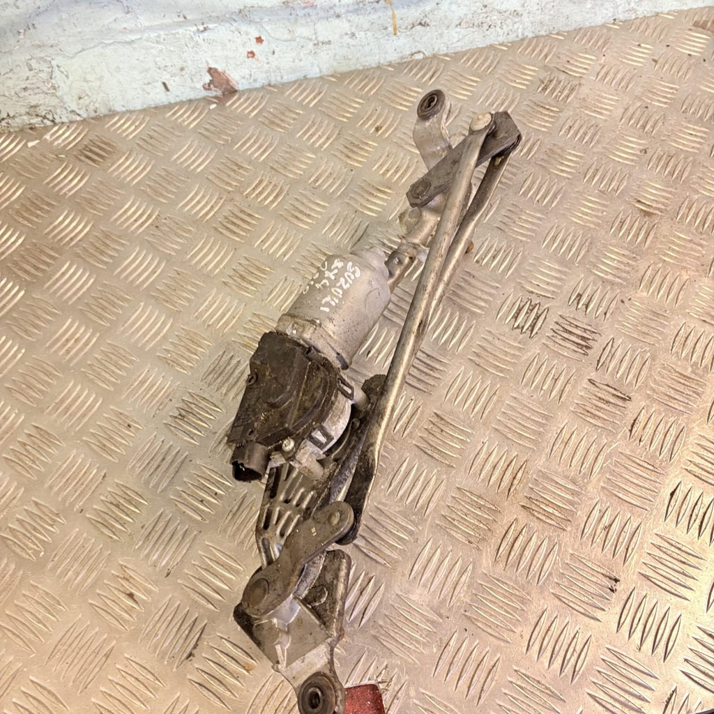 2010 Suzuki SX4 Front Wiper Motor & Linkage 38110-79J10 159300-0840