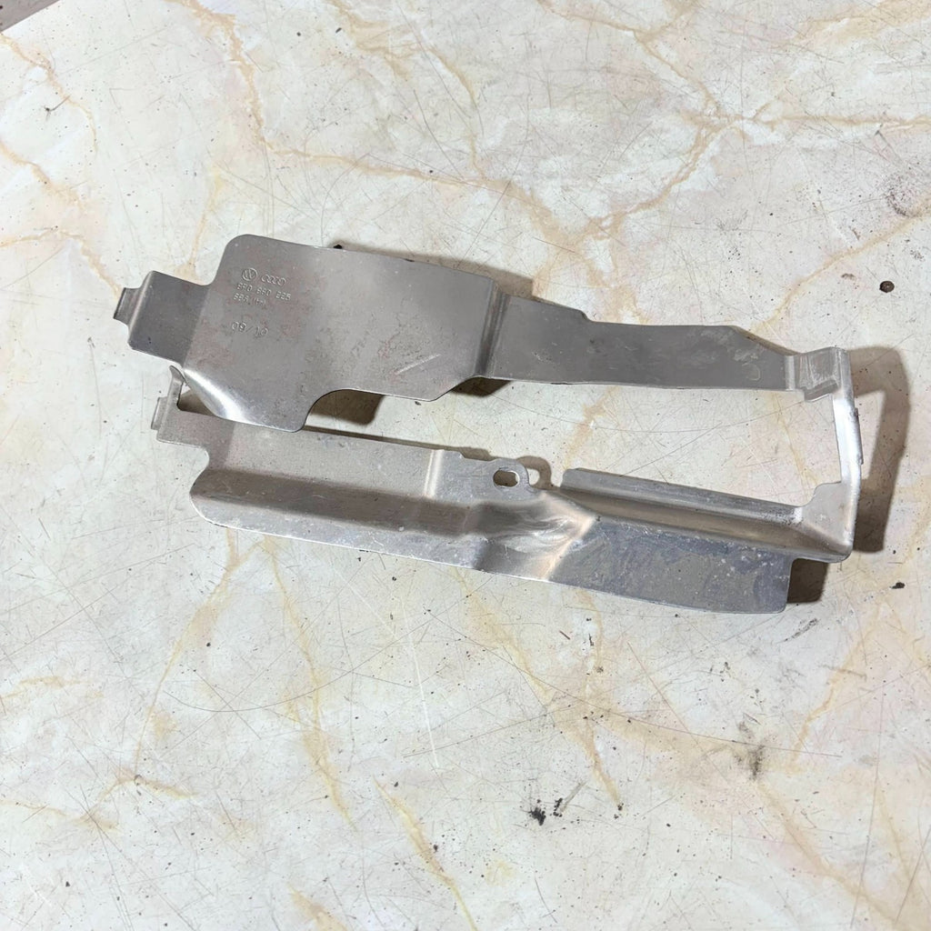 Audi A3 8P 2003-2013 Steering Column Cowl Inner Support Bracket 8P0880225