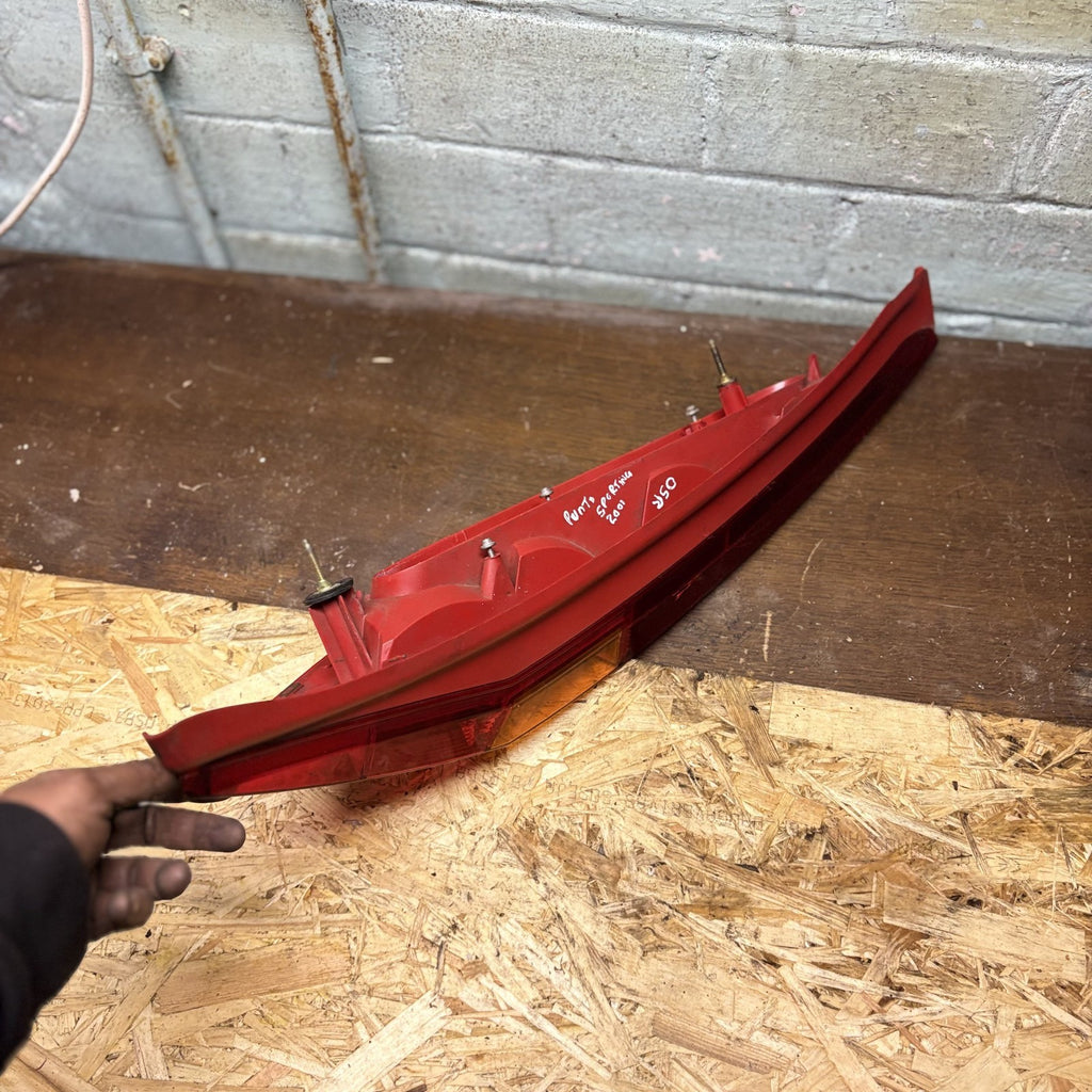 FIAT PUNTO 2001 FACELIFT OSR RIGHT DRIVER REAR OUTER TAIL LIGHT 286202