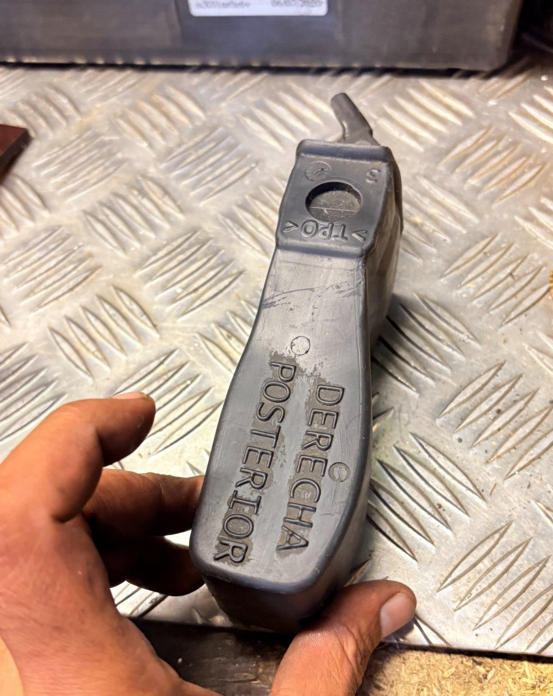 SEAT IBIZA 2010 Driver Rear Right Side DOOR CHECK STRAP