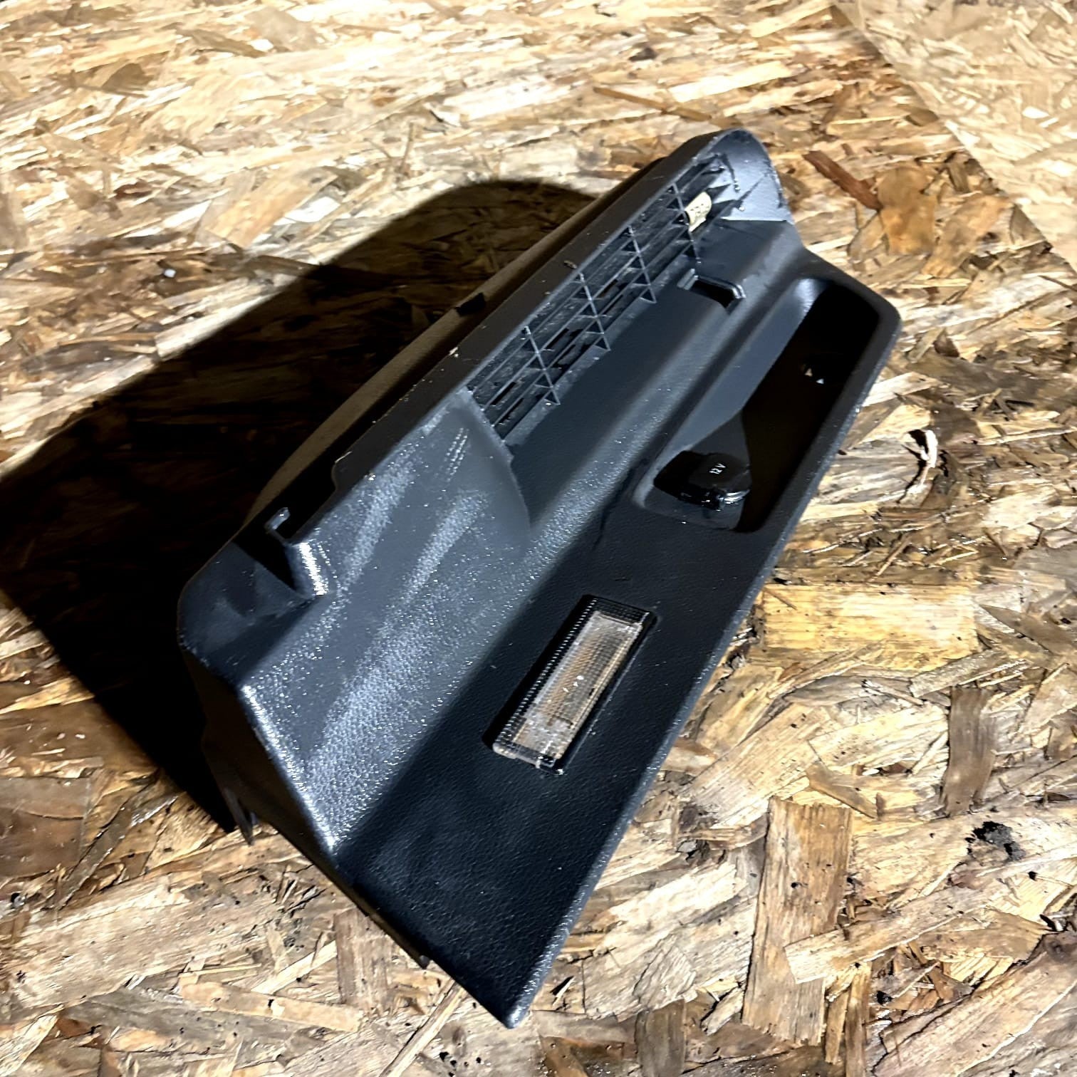 VW SCIROCCO MK3 2009 DRIVERS RIGHT BOOT PANEL PARCEL SHELF SUPPORT 1K8867762