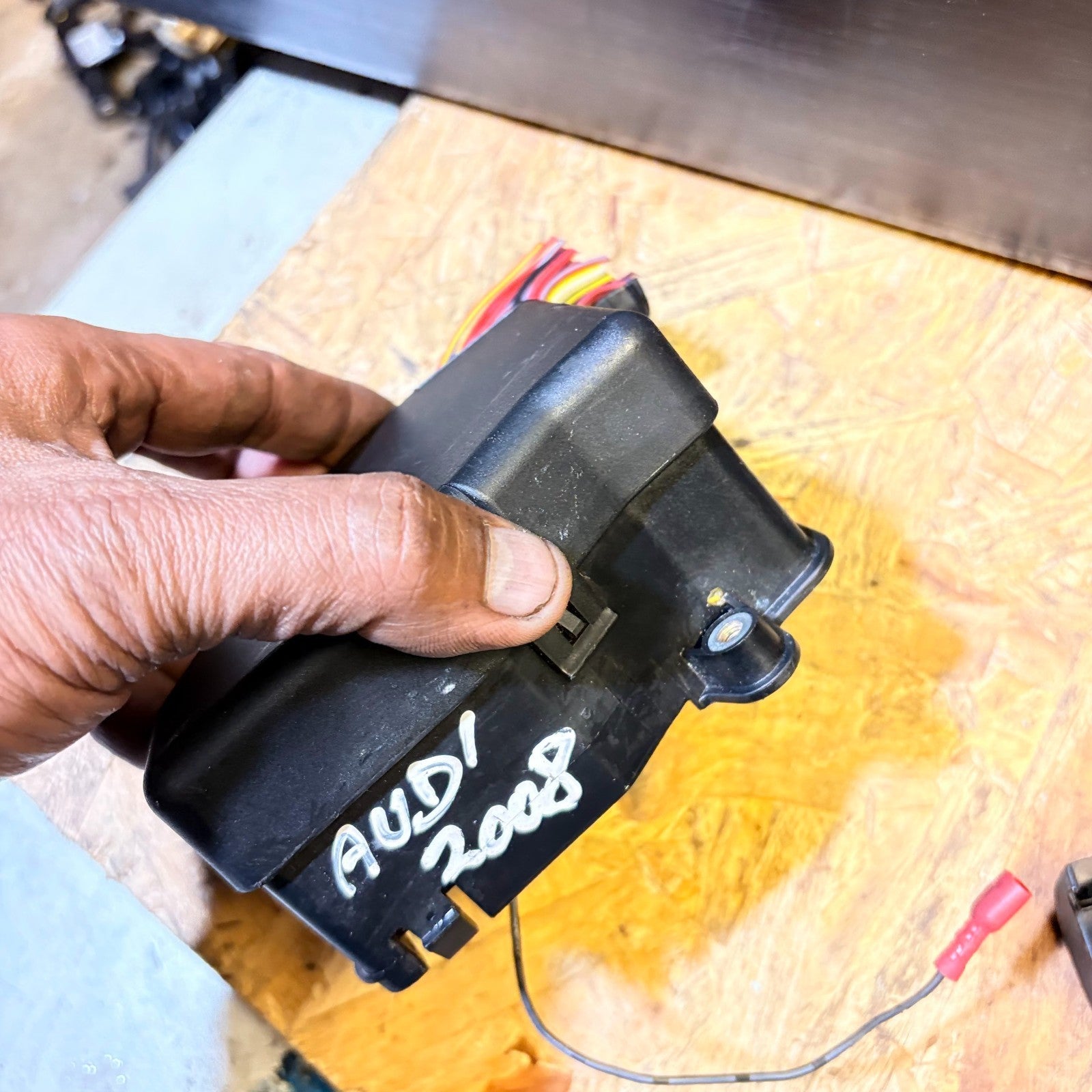 Audi 2008 Fuse Box Control Module Relay Box Genuin eOEM