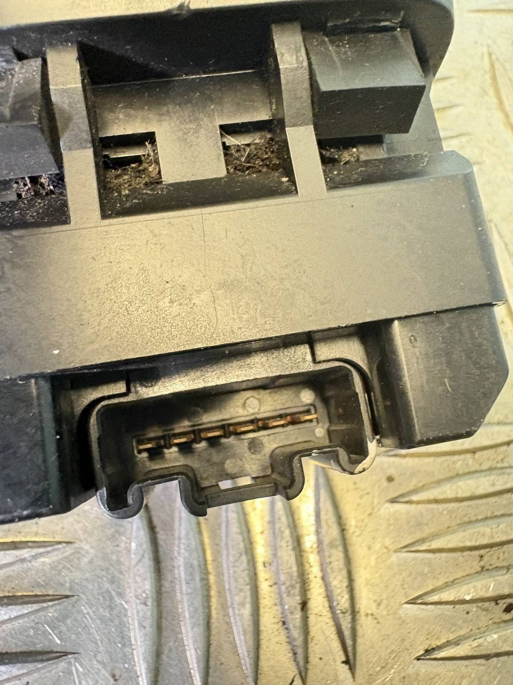 Mazda MX-8 2001 Electric Window Lifter Switch 18Z0D4 C8HD10302