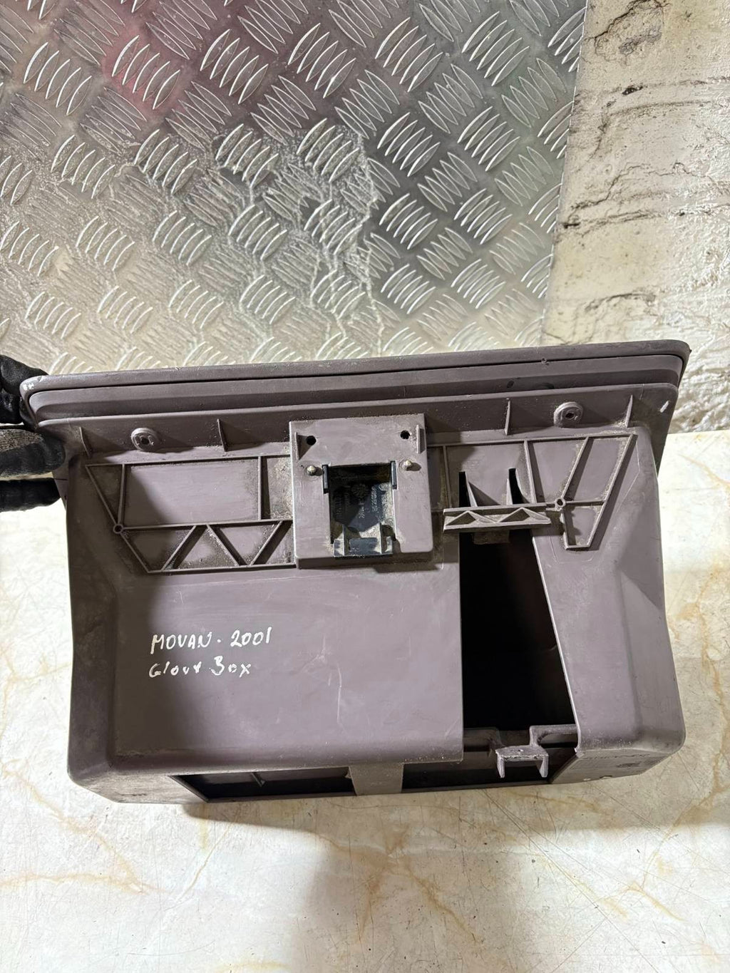 Renault Master Movano 2001 Glove Box Trim Surround Storage 7700841117