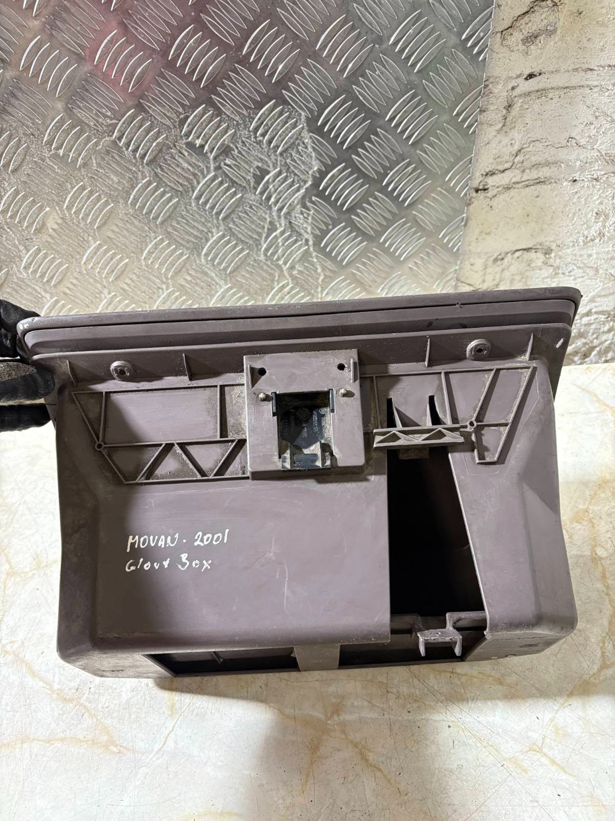 Renault Master Movano 2001 Glove Box Trim Surround Storage 7700841117