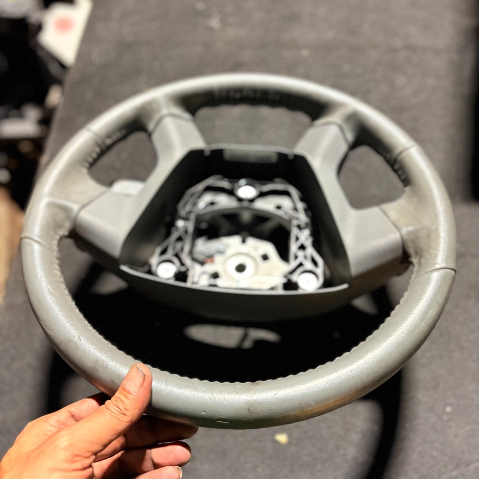 Dodge Caliber Mk1 2006-2012 Steering Wheel 6087108